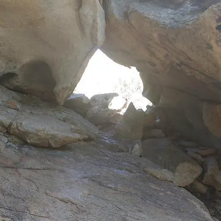 Oda ve Kahvaltı Le Isole 3*