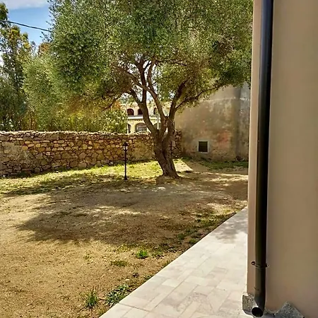 Le Isole סאן תאודורו