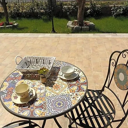 לינה וארוחת בוקר Le Isole סאן תאודורו