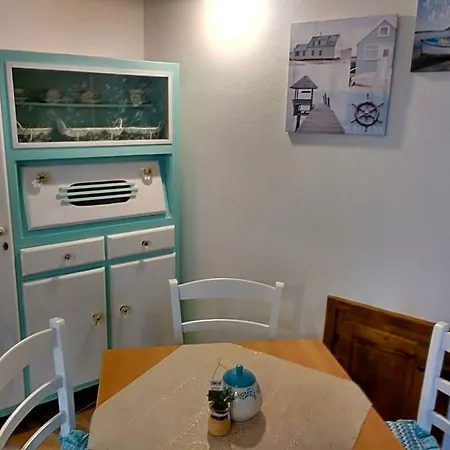 לינה וארוחת בוקר Le Isole סאן תאודורו
