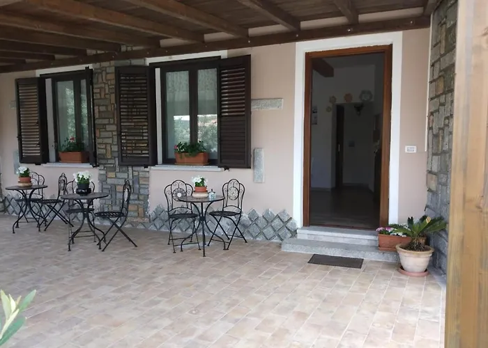 Le Isole Bed & Breakfast 3*